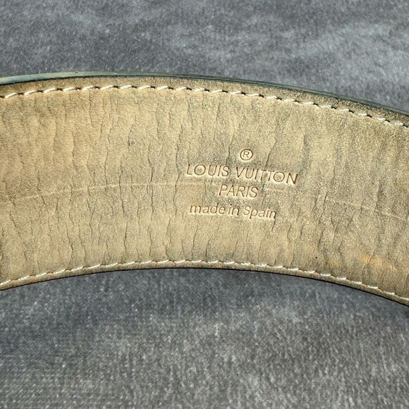 Louis Vuitton Damier Azur M9609 95/38 Initiales Belt Gold Buckle - Picture 11 of 12